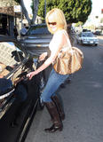 th_61685_melanie_griffith_shops_at_rock_and_republic_tikipeter_celebritycity_008_123_143lo.jpg