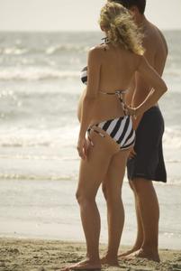 Pregnant Blonde on Charleston Beach-71t514gjjn.jpg